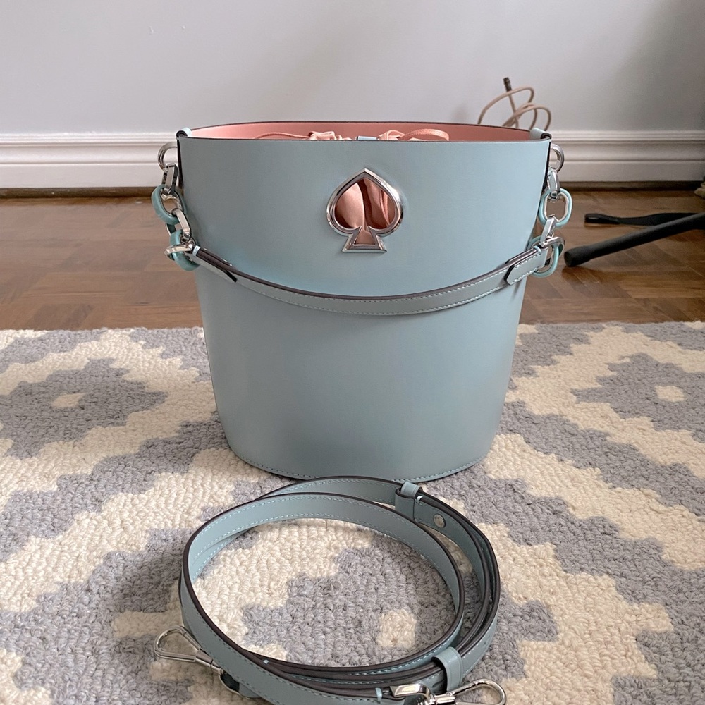 NWOT Kate spade Suzy leather bucket bag
